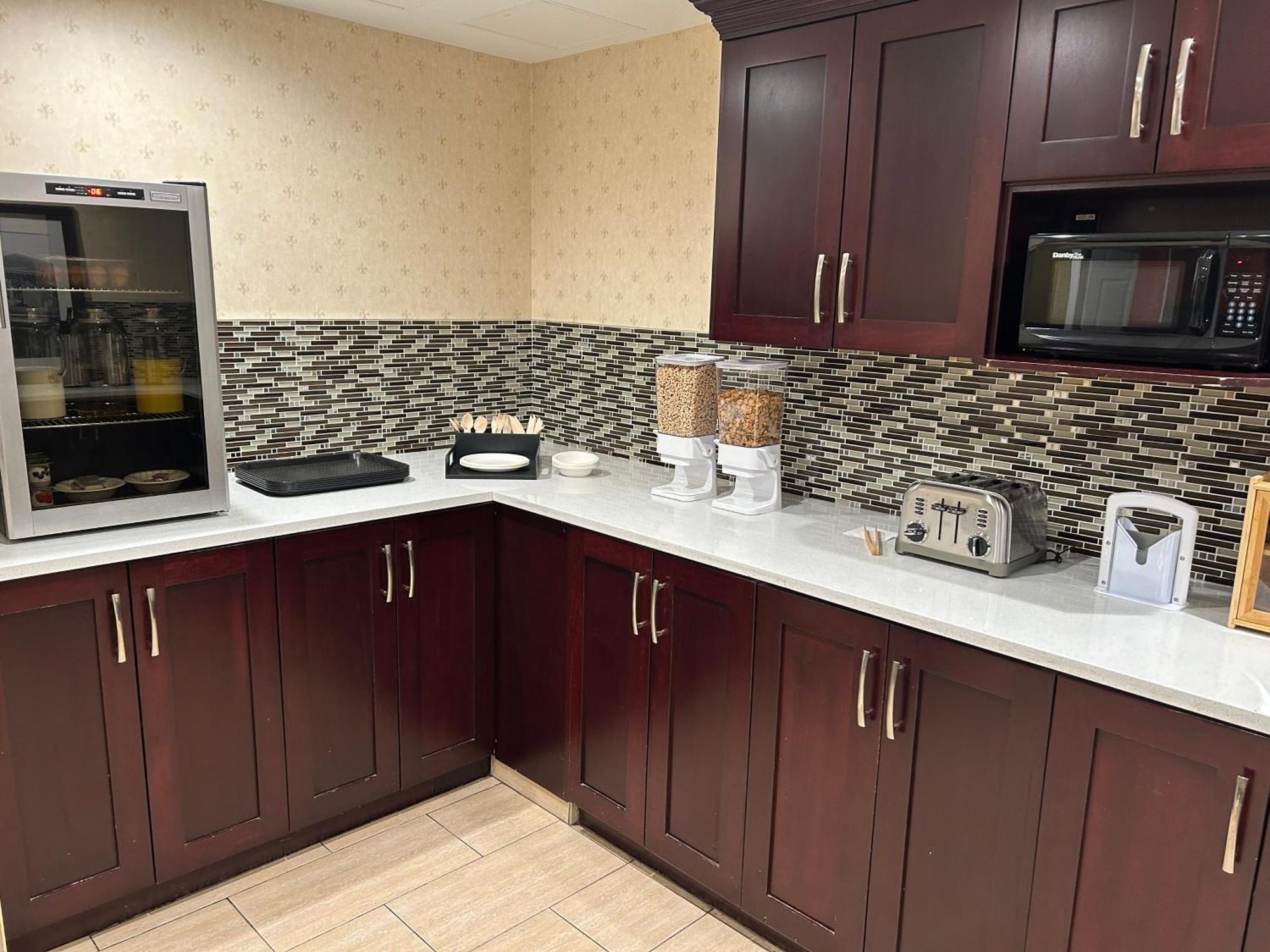 Prestige Aberdeen Lodge Kamloops Ngoại thất bức ảnh